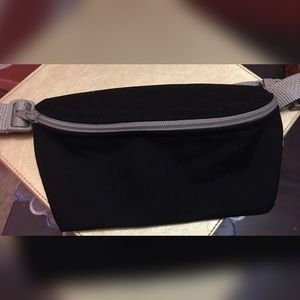 Fanny pack